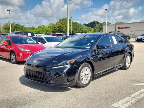 Used 2026 Toyota Camry LE FWD image 31