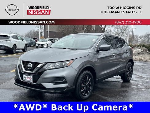 Used 2020 Nissan Rogue Sport S image 1