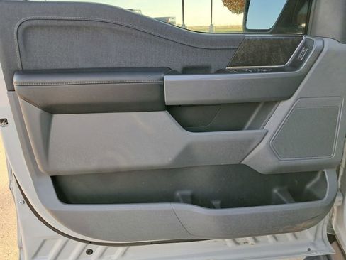 Used 2023 Ford F150 Lightning XLT image 9