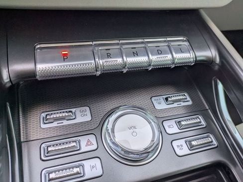 New 2026 Lincoln Nautilus Premier image 7