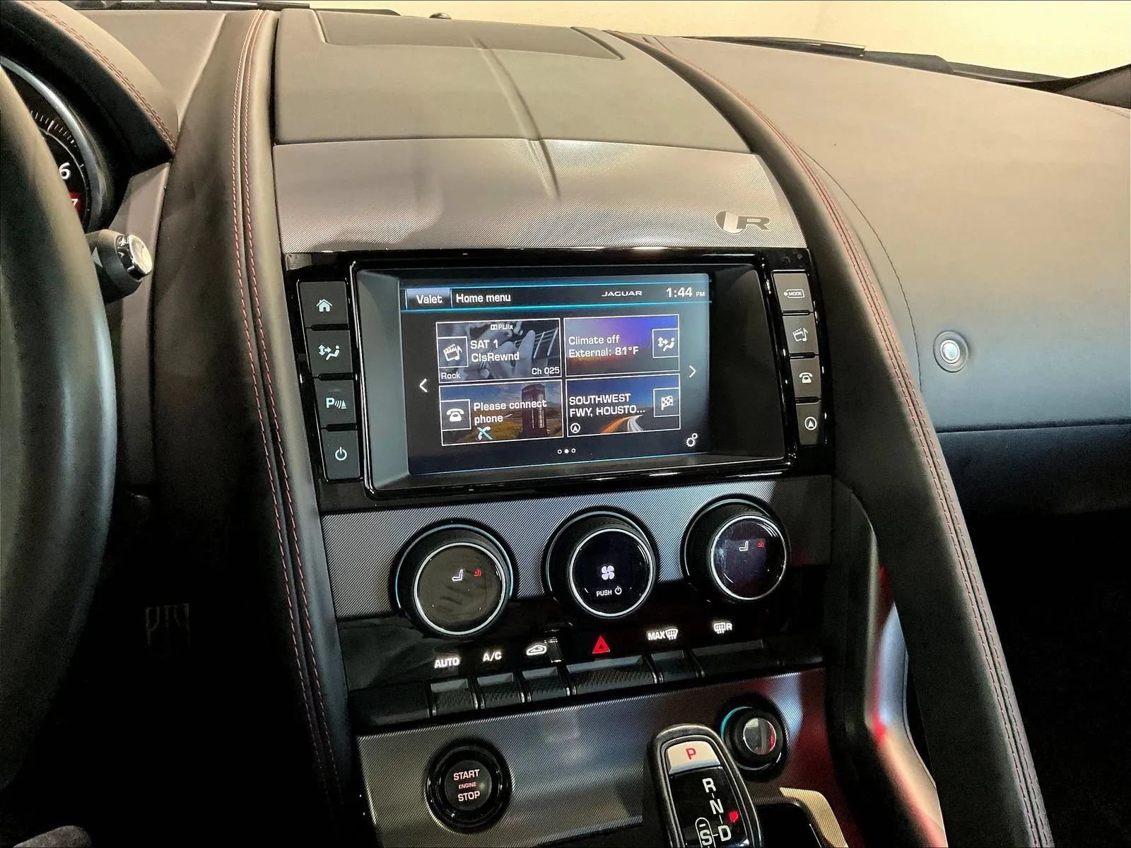 Used 2017 Jaguar F-TYPE R AWD/4WD image 22