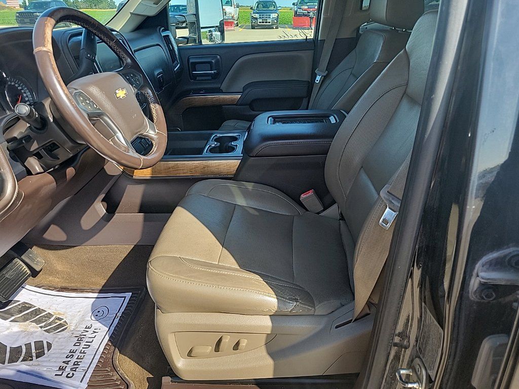 Used 2016 Chevrolet Silverado 3500 LTZ w/ Duramax Plus Package AWD/4WD image 8
