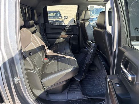 Used 2019 GMC Sierra 1500 Denali w/ Denali Ultimate Package AWD/4WD image 27