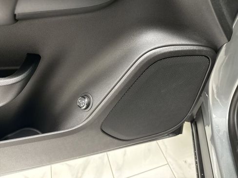 New 2025 Chevrolet Blazer LT w/ Convenience Package image 25