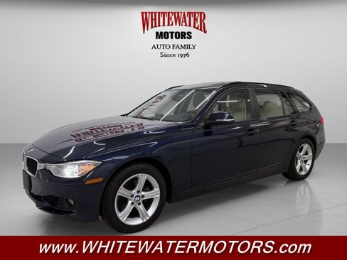 Used 2014 BMW 328i xDrive Wagon AWD/4WD image 1