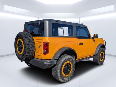 Used 2022 Ford Bronco Black Diamond w/ Sasquatch Package image 5