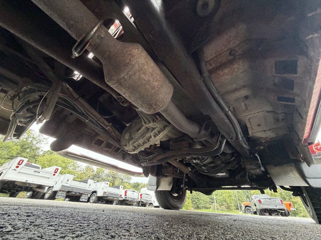 Used 1999 Ford F450 4x4 Regular Cab Super Duty image 96