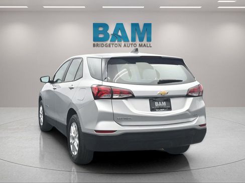 Certified 2022 Chevrolet Equinox LS AWD/4WD image 29
