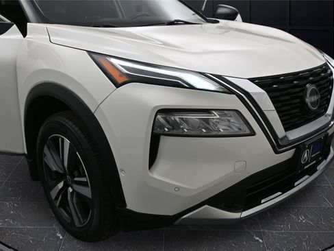 Used 2023 Nissan Rogue Platinum w/ Platinum Premium Package AWD/4WD image 18