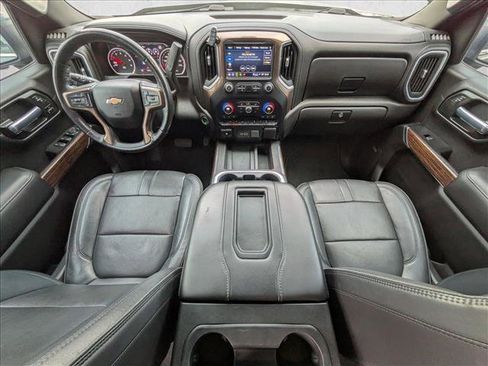 Used 2021 Chevrolet Silverado 1500 High Country w/ Z71 Off-Road Package image 18