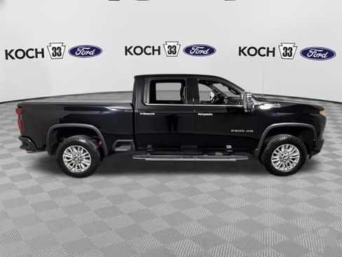 Used 2023 Chevrolet Silverado 2500 High Country w/ Z71 Off-Road Package image 9