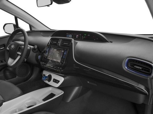 Used 2017 Toyota Prius Three Touring image 16