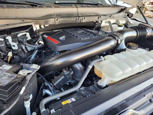 Used 2025 Ford F150 Raptor AWD/4WD image 36