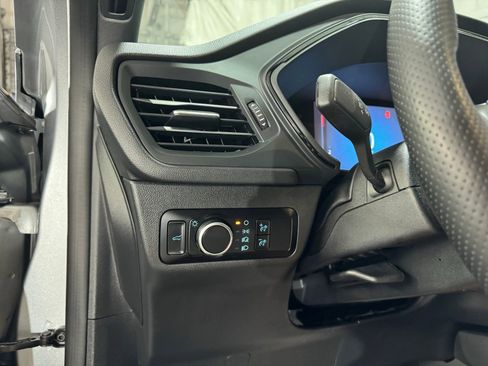 Used 2023 Ford Escape ST-Line image 24