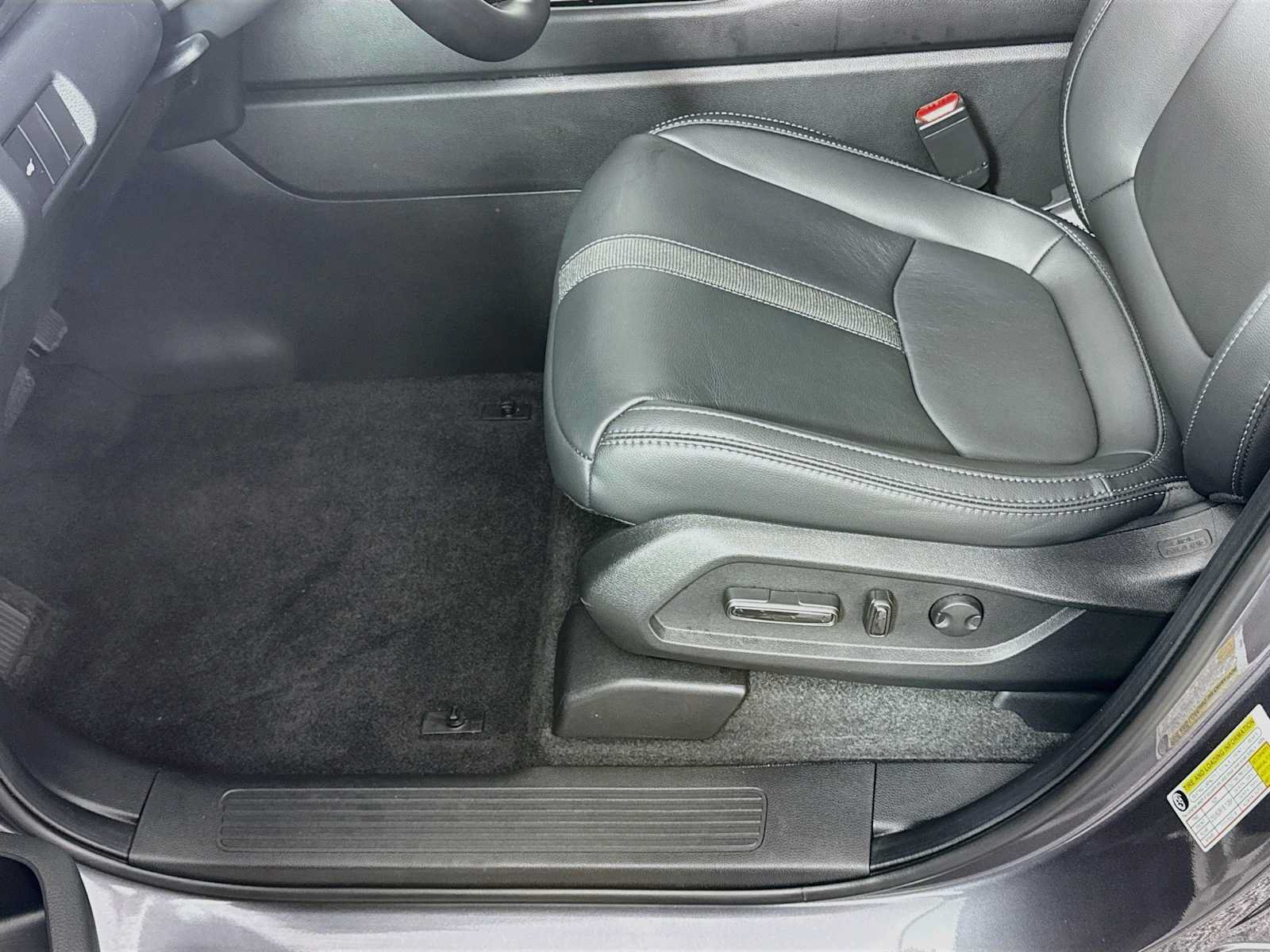 Used 2026 Honda Pilot EX-L image 18
