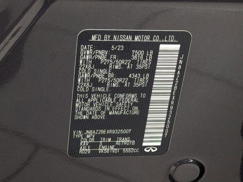Used 2024 INFINITI QX80 Sensory AWD/4WD image 18