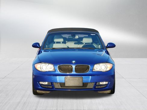 Used 2008 BMW 128i Convertible image 2