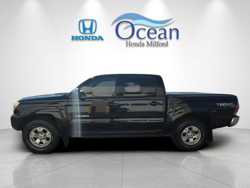 Used 2013 Toyota Tacoma 4x4 Double Cab w/ TRD Off-Road Pkg image 6