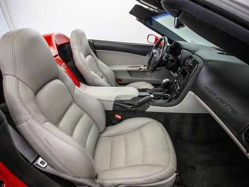 Used 2008 Chevrolet Corvette Convertible w/ Preferred Equipment Group RWD image 19