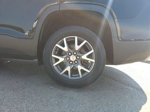 Used 2021 GMC Acadia SLE FWD image 47