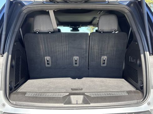 Used 2023 GMC Yukon AT4 w/ AT4 Premium Plus Package image 29