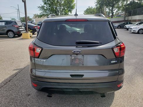 Used 2019 Ford Escape SE AWD/4WD image 5