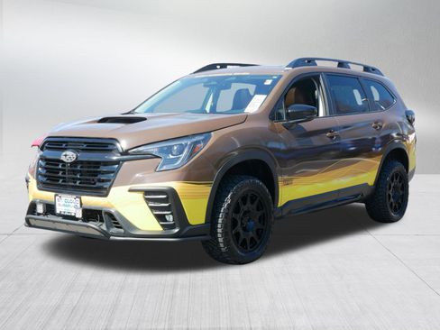 Certified 2024 Subaru Ascent Touring AWD/4WD image 3