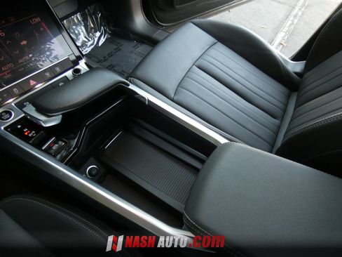 Used 2021 Audi e-tron Premium w/ Convenience Plus Package AWD/4WD image 57