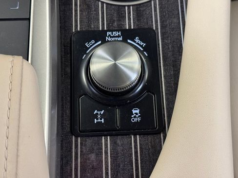 Used 2022 Lexus RX 350 AWD w/ Luxury Package image 49