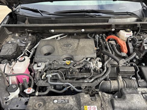 Used 2023 Toyota RAV4 XLE w/ XLE Grade Weather Package image 33