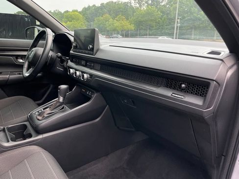 Used 2025 Honda CR-V Sport image 33
