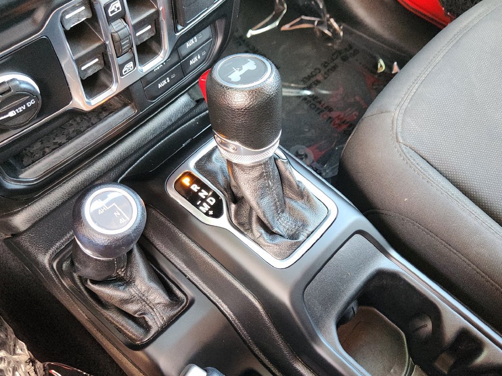 Used 2023 Jeep Wrangler Unlimited Sport AWD/4WD image 8