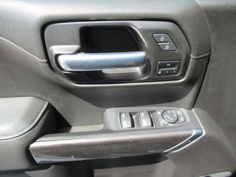 Used 2021 Chevrolet Silverado 1500 LTZ AWD/4WD image 20