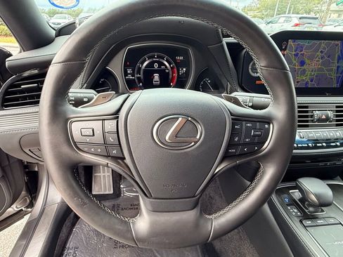 Used 2021 Lexus LS 500 w/ Accessory Package (Z2) image 29