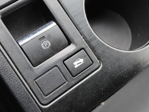 Used 2019 Subaru Legacy 2.5i Limited image 33