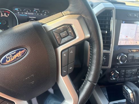 Used 2018 Ford F150 Lariat image 22