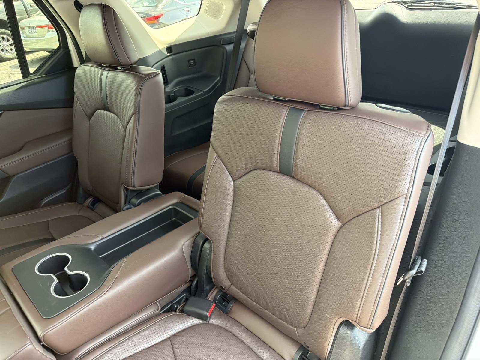 Used 2025 Honda Pilot Elite image 34
