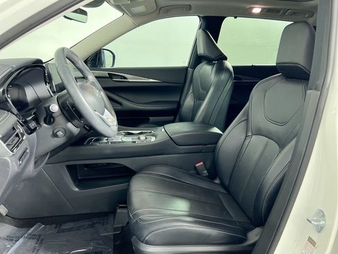 Used 2023 INFINITI QX60 Luxe w/ Cargo Package AWD/4WD image 7