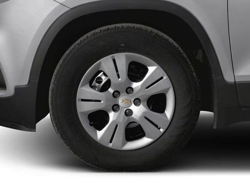 Used 2017 Chevrolet Trax LS FWD image 14
