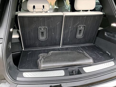 Used 2026 Cadillac Vistiq Luxury image 34