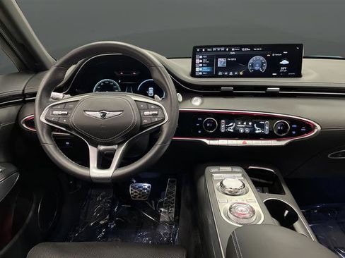 Used 2025 Genesis GV70 2.5T w/ Sport Prestige Package image 5
