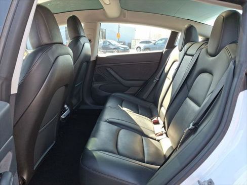 Used 2020 Tesla Model 3 Performance image 20