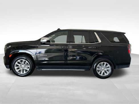 Used 2024 Chevrolet Tahoe Premier AWD/4WD image 2