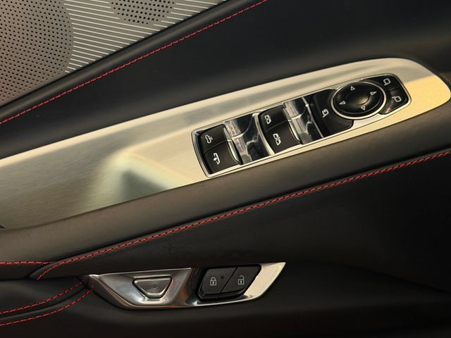 Used 2023 Chevrolet Corvette Z06 RWD image 14