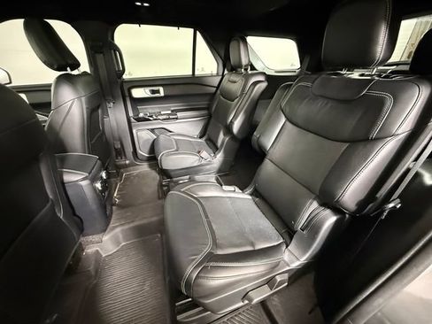 Used 2021 Ford Explorer ST w/ Equipment Group 401A AWD/4WD image 12