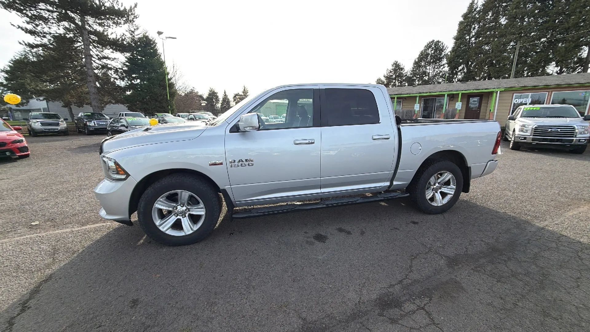Used 2015 RAM 1500 Sport w/ Sport Premium Group AWD/4WD image 6