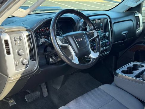 Used 2018 GMC Sierra 2500 SLE w/ SLE Preferred Package AWD/4WD image 13