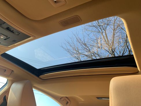 Used 2022 Lexus ES 350 w/ Premium Package image 28