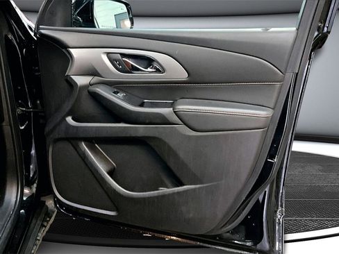 Used 2019 Chevrolet Traverse LT image 24