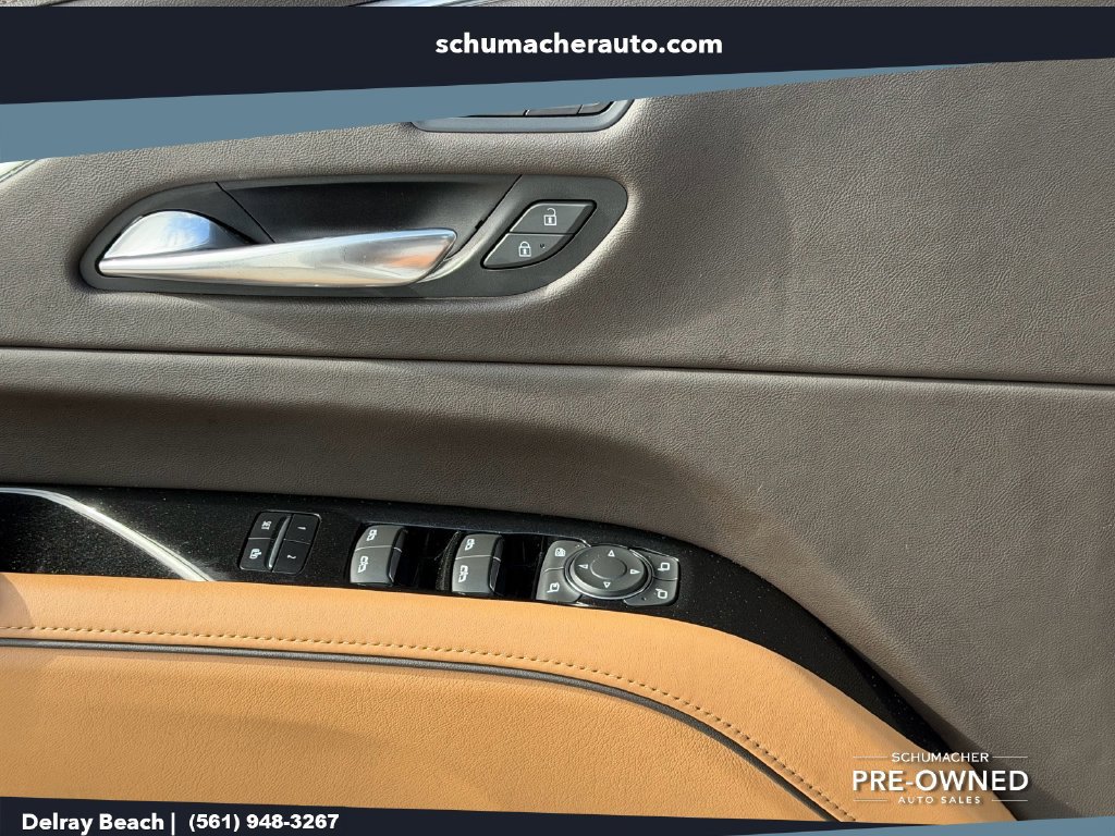 Used 2021 Cadillac Escalade Premium Luxury RWD image 28